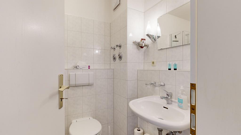 Foto der Wohnung RUG-12-021-13-binzersterne.binz-badezimmer.jpg