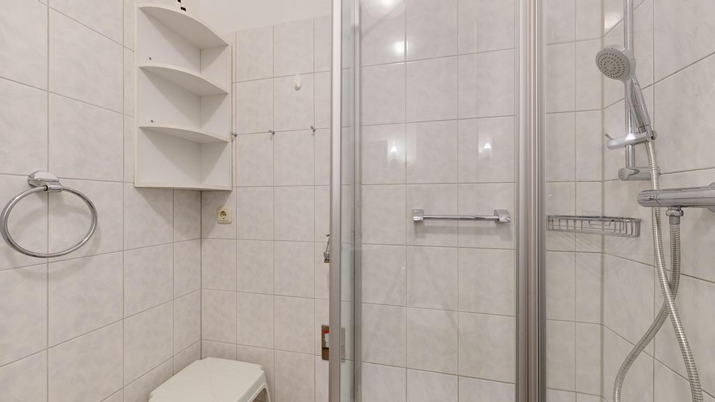 Foto der Wohnung RUG-12-021-13-binzersterne.binz-badezimmer1.jpg