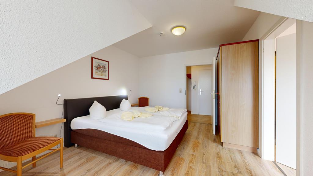 Foto der Wohnung RUG-12-021-60-binzer-sterne.binz-schlafzimmer.jpg