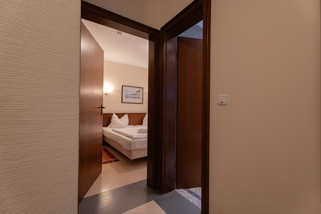 Foto der Wohnung RUG-15-002-27-duenenpark-binz-flur.jpg