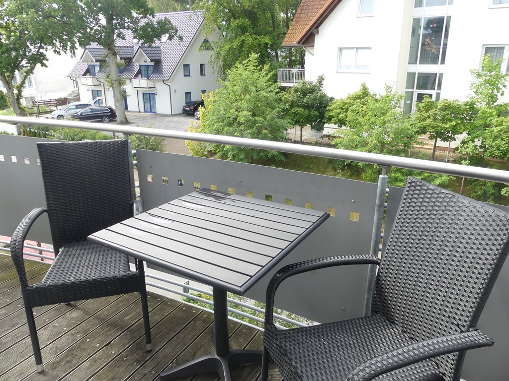 Foto der Wohnung RUG-11-006-07-acappella-binz-balkon.JPG