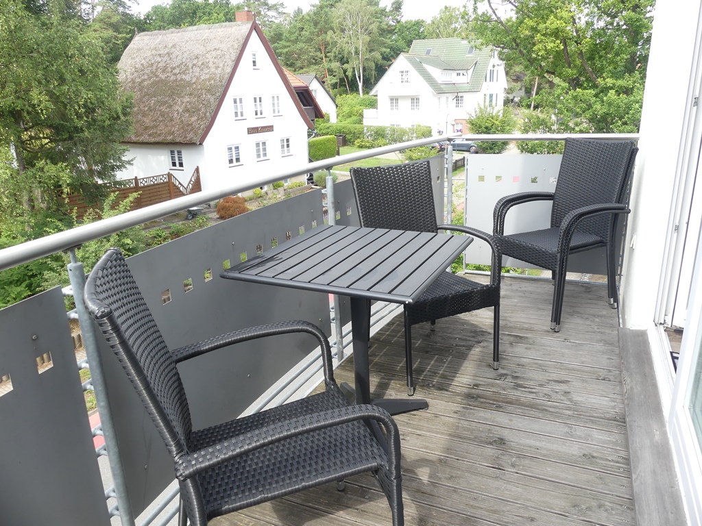 Foto der Wohnung RUG-11-006-07-acappella-binz-balkon1.JPG