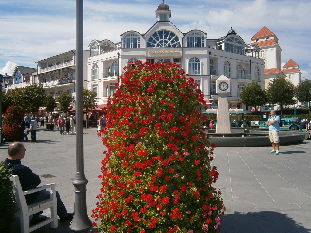 Ostseebad Binz - Der Wendeplatz am Ende der Hauptstraße