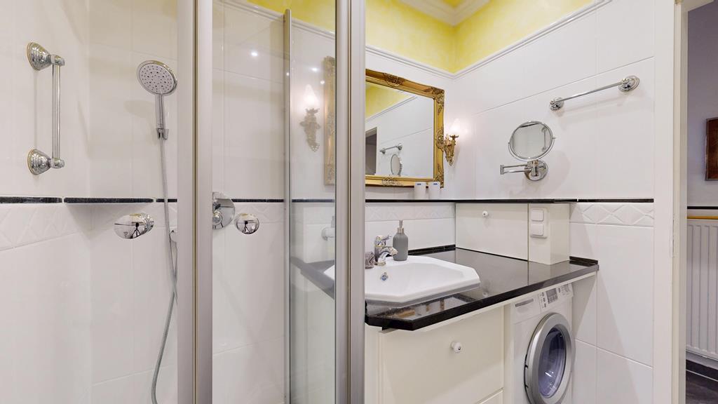 Foto der Wohnung RUG-11-005-05-villa-jugendglueck-binz-bad1.jpg