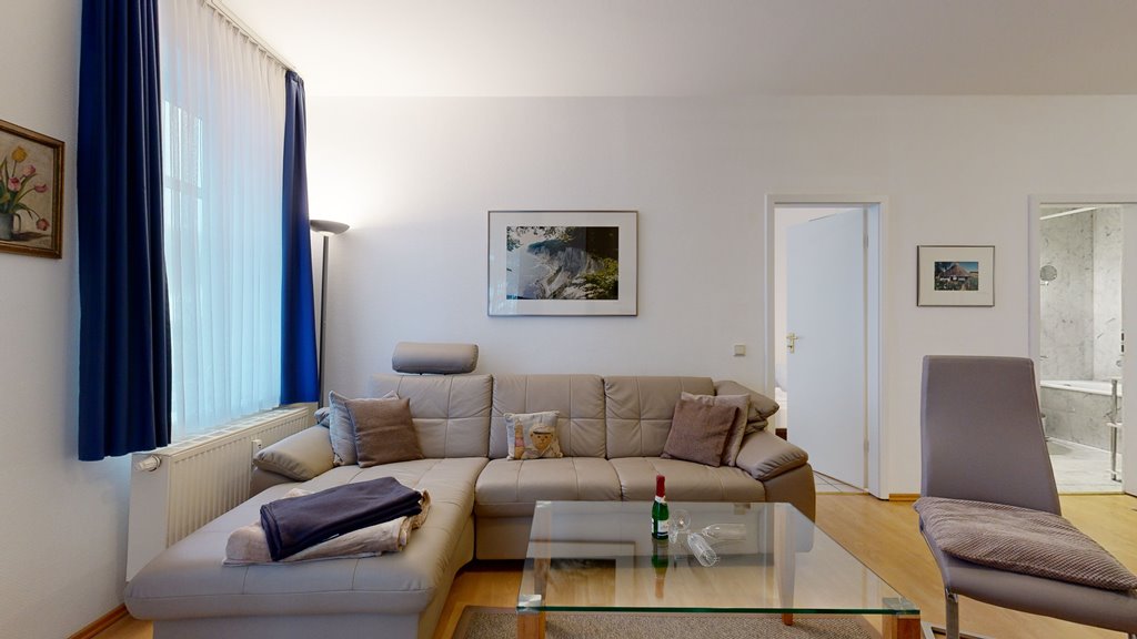 Foto der Wohnung RUG-10-021-06-villa-strandblick-binz-wohnraum1.jpg