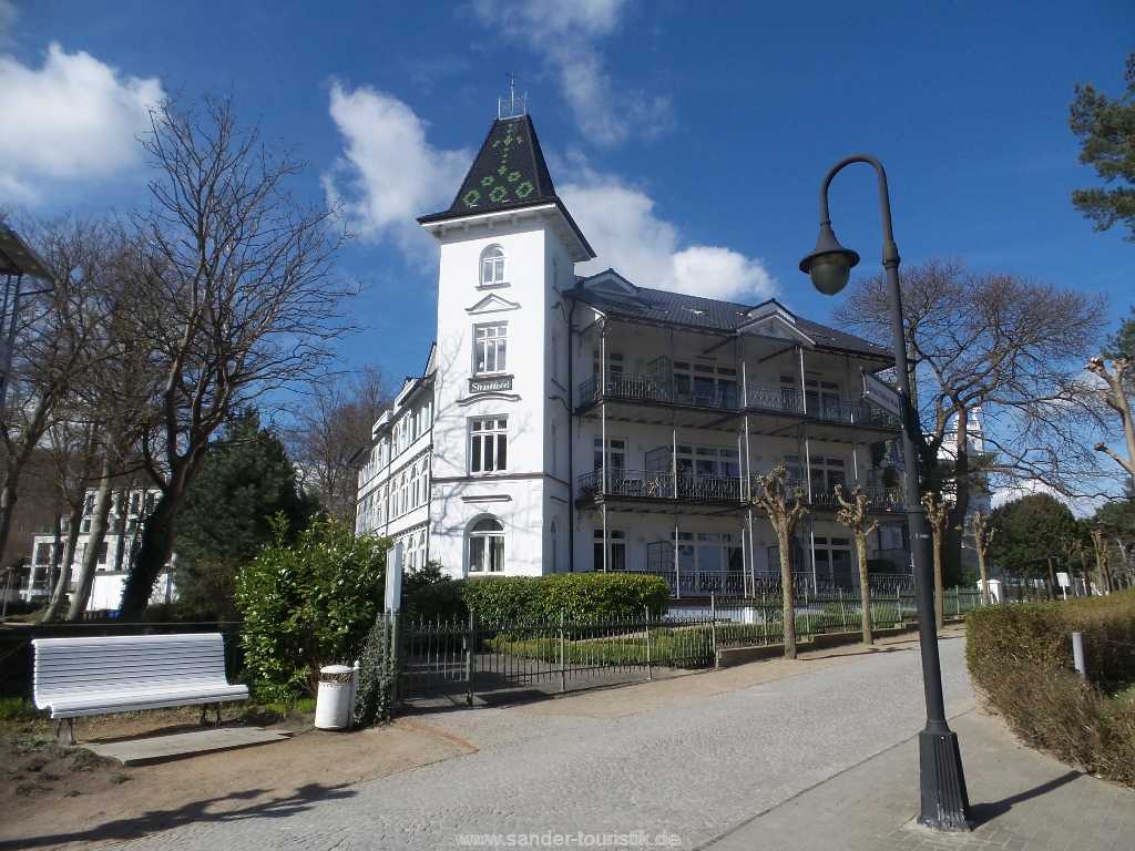 Villa Stranddistel an der Strandpromenade im Winter - Binz Villa Stranddistel an der Strandpromenade im Winter - Binz