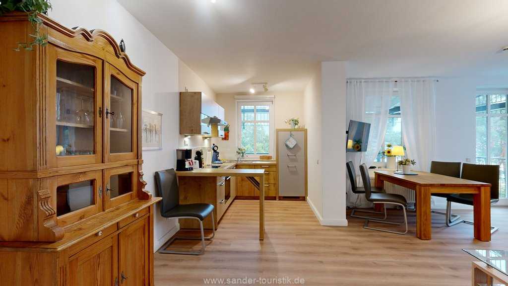 Foto der Wohnung RUG-10-021-10-villa-strandblick-binz-wohnraum1.JPG