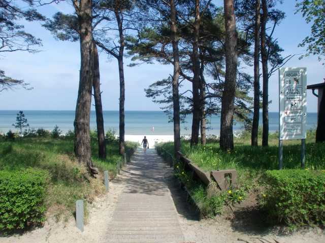 Vom Haus gibt es einen direkten Zugang zum Ostseestrand Vom Haus gibt es einen direkten Zugang zum Ostseestrand