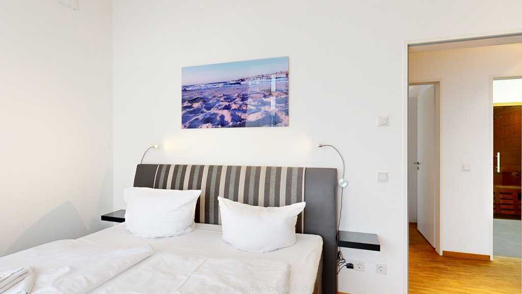 Schlafzimmer mit Doppelbett, Binz, DünenResort Schlafzimmer mit Doppelbett, Binz, DünenResort