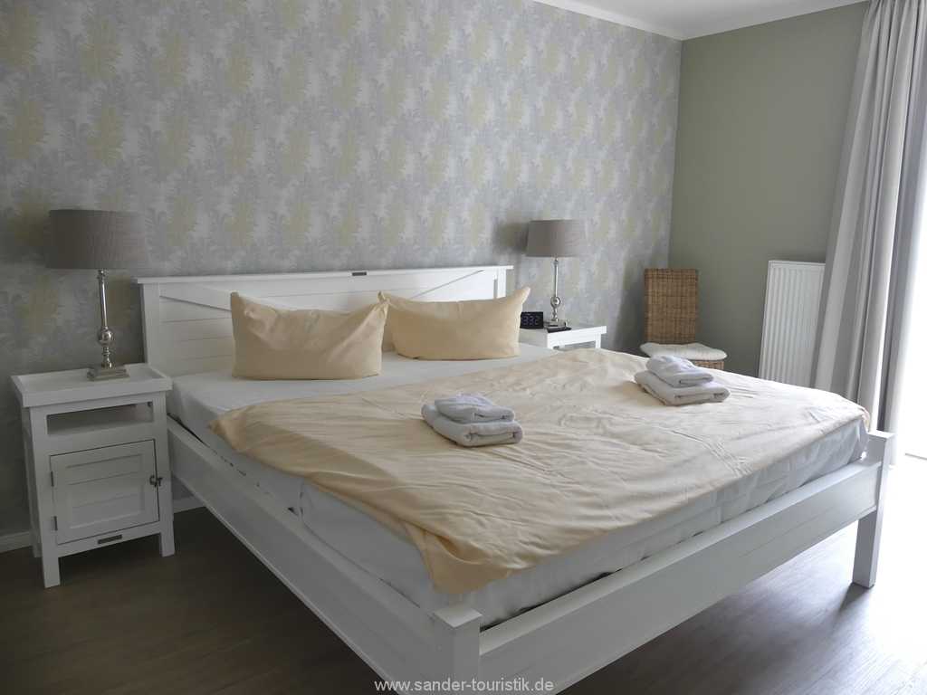 Foto der Wohnung RUG-20-201-16-bel-vital-binz-schlafzimmer.jpg Foto der Wohnung RUG-20-201-16-bel-vital-binz-schlafzimmer.jpg
