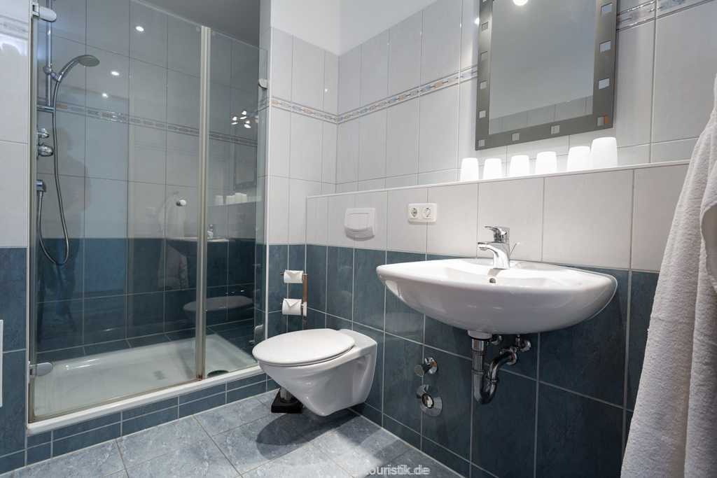 Foto der Wohnung RUG-20-201-43-bel-vital-binz-badezimmer.jpg Foto der Wohnung RUG-20-201-43-bel-vital-binz-badezimmer.jpg