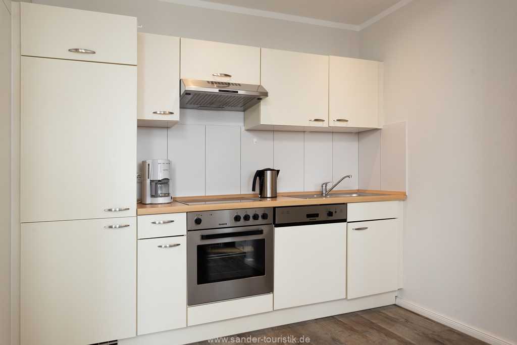Foto der Wohnung RUG-20-501-54-bel-vital-binz-kuechenzeile.jpg Foto der Wohnung RUG-20-501-54-bel-vital-binz-kuechenzeile.jpg