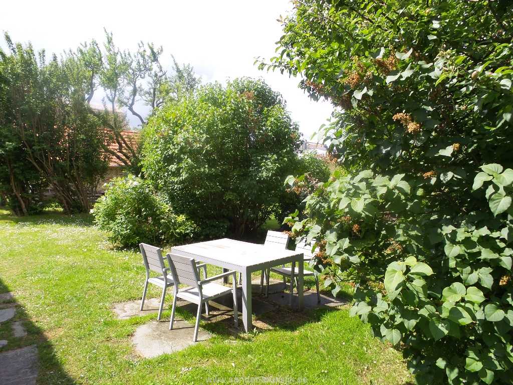 Sitzgruppe im Garten - Boddenblick II - Mönchgut Sitzgruppe im Garten - Boddenblick II - Mönchgut