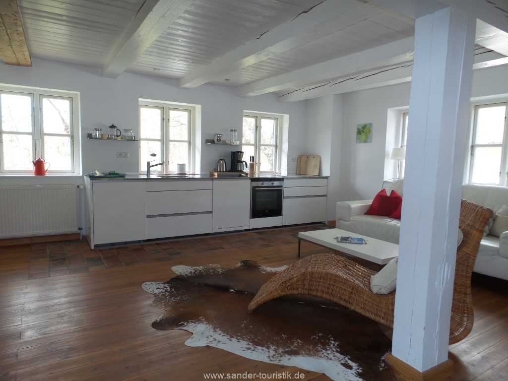 Moderner Küchenblock mit E-Geräten - Boddenblick II - Mönchgut Moderner Küchenblock mit E-Geräten - Boddenblick II - Mönchgut